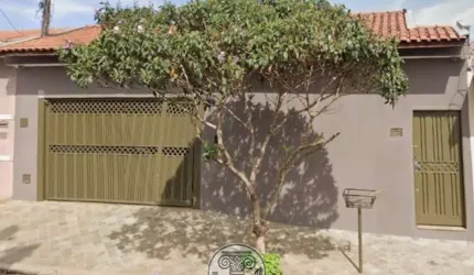 Casa à venda em Ribeirão Preto-SP, no Jardim Manoel Penna: 3 quartos, 2 vagas e ótima localização!