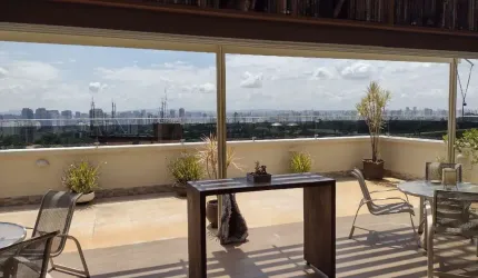 Imperdível cobertura para venda com 4 quartos, sendo 2 suítes, 328m²