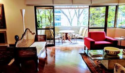 Excelente apartamento tipo para venda com 4 quartos, sendo 4 suítes, 272m²