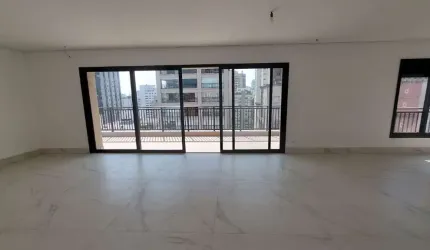 Atraente apartamento tipo para venda com 3 quartos, sendo 3 suítes, 226m²