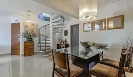 Elegante cobertura para venda com 3 quartos, sendo 1 suíte, 210m²