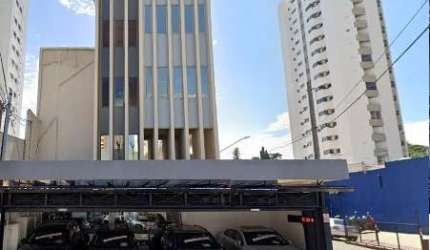 Confortável edifício monousuário para venda, 312m²
