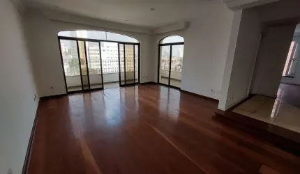 Agradável apartamento tipo para venda com 3 quartos, sendo 3 suítes, 240m²