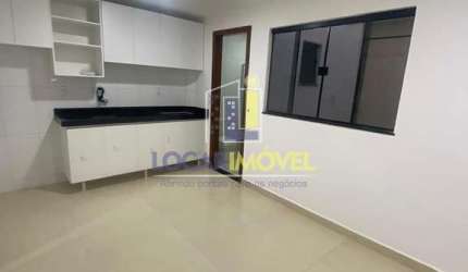 Kitnet para locação com excelente  acabamento e localização privilegiada, no Bairro Candeias em Vit