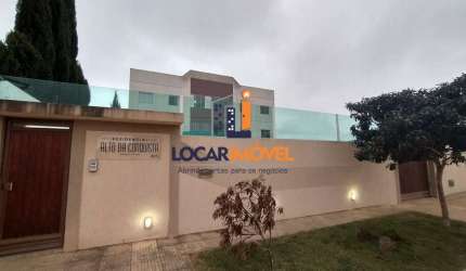 Apartamento térreo de frente com 3 quartos sendo 1 suíte com sala ampla com quase 30 m² cozinha amp