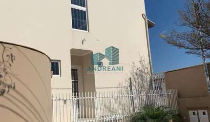 Casa com 2 quartos à venda na Elizabeth Aparecida Danza, 10, Jardim Amaryllis, Poços de Caldas por R$ 650.000