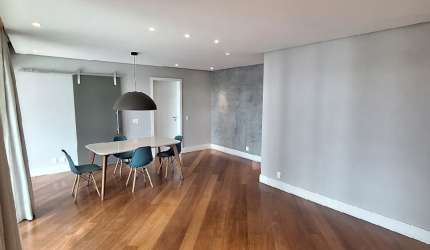 Locação Lindo apartamento semi mobiliado 3 suítes 2 vagas