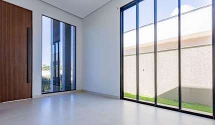 Casa com  218 m² construídos, 4 suítes, à venda no Portal do Sol Green, em Goiân