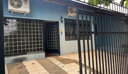 Oportunidade única: Casa espaçosa com 3 quartos no Jardim Aurélia
