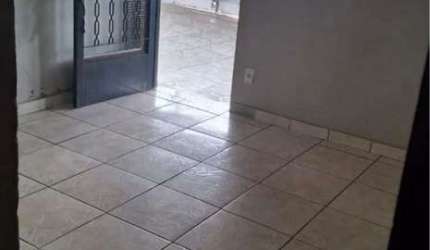 Seu Novo Lar na Vila Miguel Vicente Cury: Espaço, Conforto e Rua Tranquila!