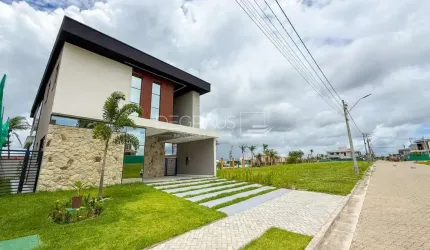 Casa de Condomínio em Cidade Alpha  -  Eusébio