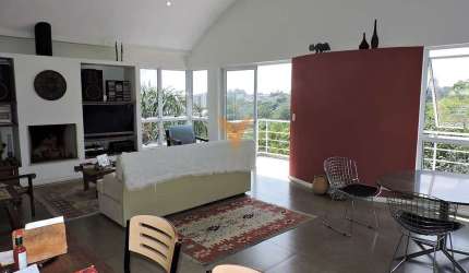 Sobrado à venda, 3 quartos, 1 suíte, 4 banheiros, 2 vagas, 275m², Condomínio Palos Verdes - Granja