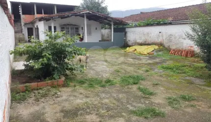 Casa com 4 quartos à venda em Centro - SP