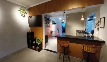 Linda casa para venda com 2 quartos e 2 vagas de garagem - 75m² no Parque Industrial!