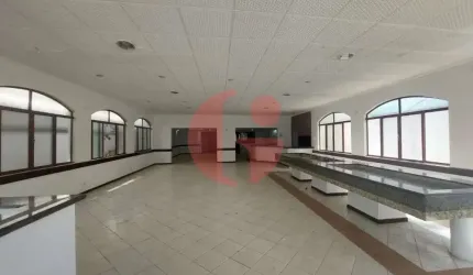 Ponto comercial para venda e locação com 502m² na Vila Adyana.