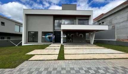Casa sobrado com 484,00m² - Condomínio Reserva do Paratehy