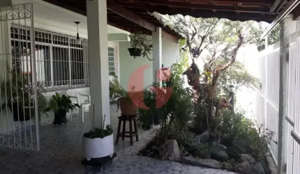Casa para venda de 03 Dorm. e 01 Suíte - 130m² no Parque Industrial