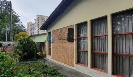 Casa térrea para venda com 03 quartos e 02 vagas de garagem - 161m² no bairro Vila Betânia