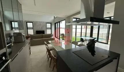 Sobrado em condomínio para venda com 04 quartos e 02 vagas de garagem - 283,25m² no Loteamento Verana
