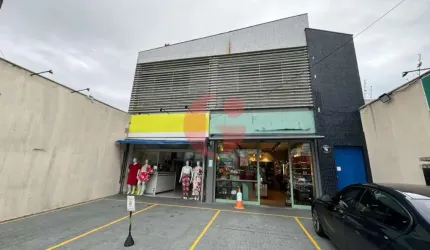 Prédio comercial para venda com 377m² no bairro Jardim Satélite