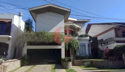 Sobrado 281,27m² em condominio fechado, 3 suites e 2 vagas de garagens no Condomínio Jardim das Colinas !