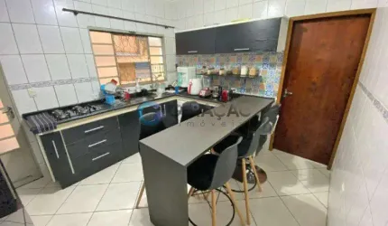 Sobrado para venda de 03 Dorm. e 01 Suíte - 150m² no Jardim Portugal