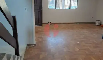 Sobrado residencial 209 m² com 4 dormitórios sendo 1 suíte no Vista Verde!