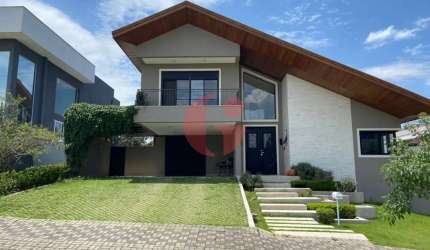 Casa/sobrado em condomínio para venda com 5 suítes e 3 vagas de garagem com 580m² - Urbanova