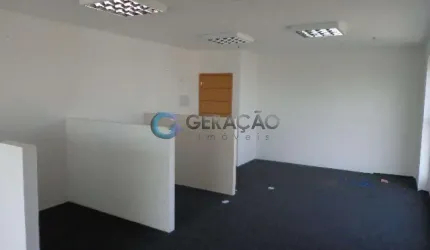 Sala comercial em condomínio para venda com 52m² no bairro Jardim São Dimas
