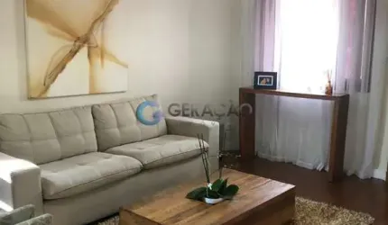 Sobrado de 03 Dorm. - 290,00m² no Urbanova