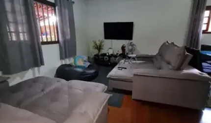 Sobrado de 04 Dorm. e 01 Suíte - 200,00m² no Jardim das Indústrias