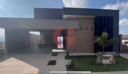Sobrado para venda com 3 quartos e 4 vagas de garagem - 203m² em Caçapava
