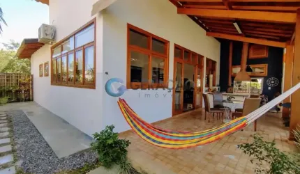Casa em condomínio fechado para venda e locação de 04 Dorm. e 04 Suítes - 290m² no Urbanova
