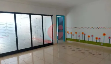 Casa para comércio à venda na melhor localização do Jardim Esplanada!