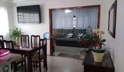 Casa Padrão em Jacareí