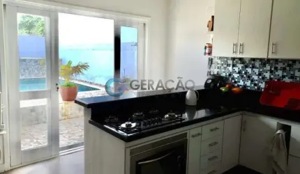 Casa sobrado com 350,00m² - Vila do Tesouro