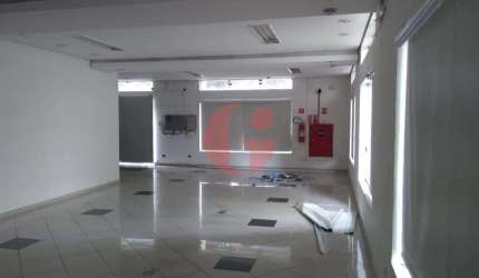 Loja comercial para locação com 300m² no centro de SJC