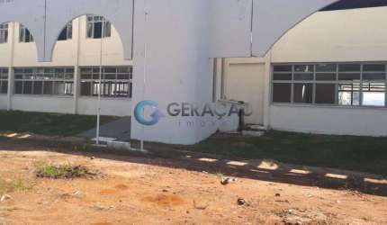 Galpão Comercial - Marginal Frente para Dutra