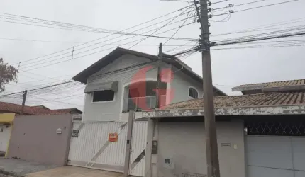 Sobrado para venda com 4 dormitórios sendo 1 suíte - 220m² no bairro Campos Elíseos | Taubaté-SP