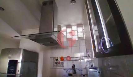 Casa térrea para venda com 3 dormitórios (1 suíte) e 2 vagas de garagem - 82m² no Eugenio de Melo | Jardim Itapoão