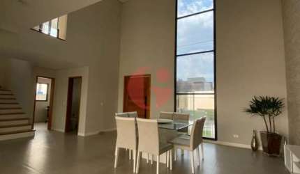 Sobrado em condomínio para venda com 03 quartos e 02 vagas de garagem - 311m² no Bairro da Floresta
