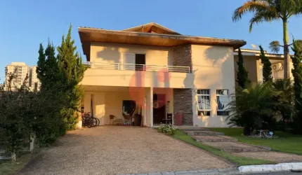 Casa sobrado para venda em Taubaté com 04 dormitórios sendo 02 suítes