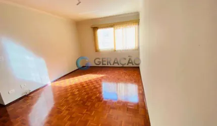 Apartamento para locação com 03 quartos e 01 vaga de garagem - 82m² no bairro Jardim São Dimas