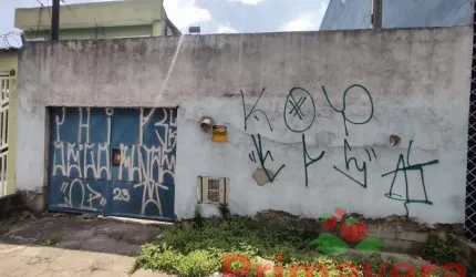Casa para Venda em São Paulo, Jardim Maia, 2 dormitórios, 1 banheiro, 2 vagas