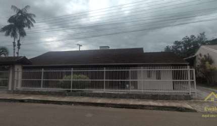 Casa com 4 quartos à venda no Testo Rega, Pomerode , 193 m2 por R$ 850.000