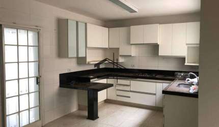 Casa com 3 dormitórios à venda, 190 m² por R$ 650.000 - Cidade Jardim - Uberlândia/MG