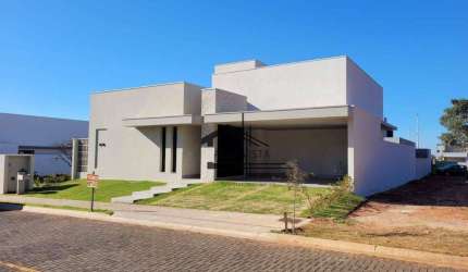 Casa com 4 dormitórios à venda, 240 m² por R$ 2.400.000 - Jardim Espanha - Uberlândia/MG