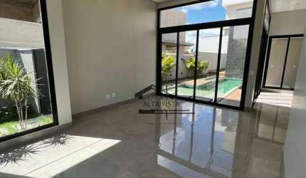 Casa com 3 dormitórios à venda, 214 m² por R$ 1.990.000 - Granja Marileusa - Uberlândia/MG