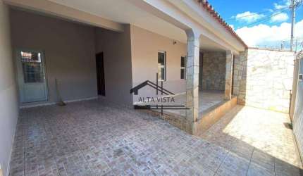 Casa com 3 dormitórios à venda, 170 m² por R$ 450.000,00 - Jardim Patrícia - Uberlândia/MG