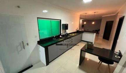 Casa com 3 dormitórios à venda, 219 m² por R$ 980.000 - Novo Mundo - Uberlândia/MG